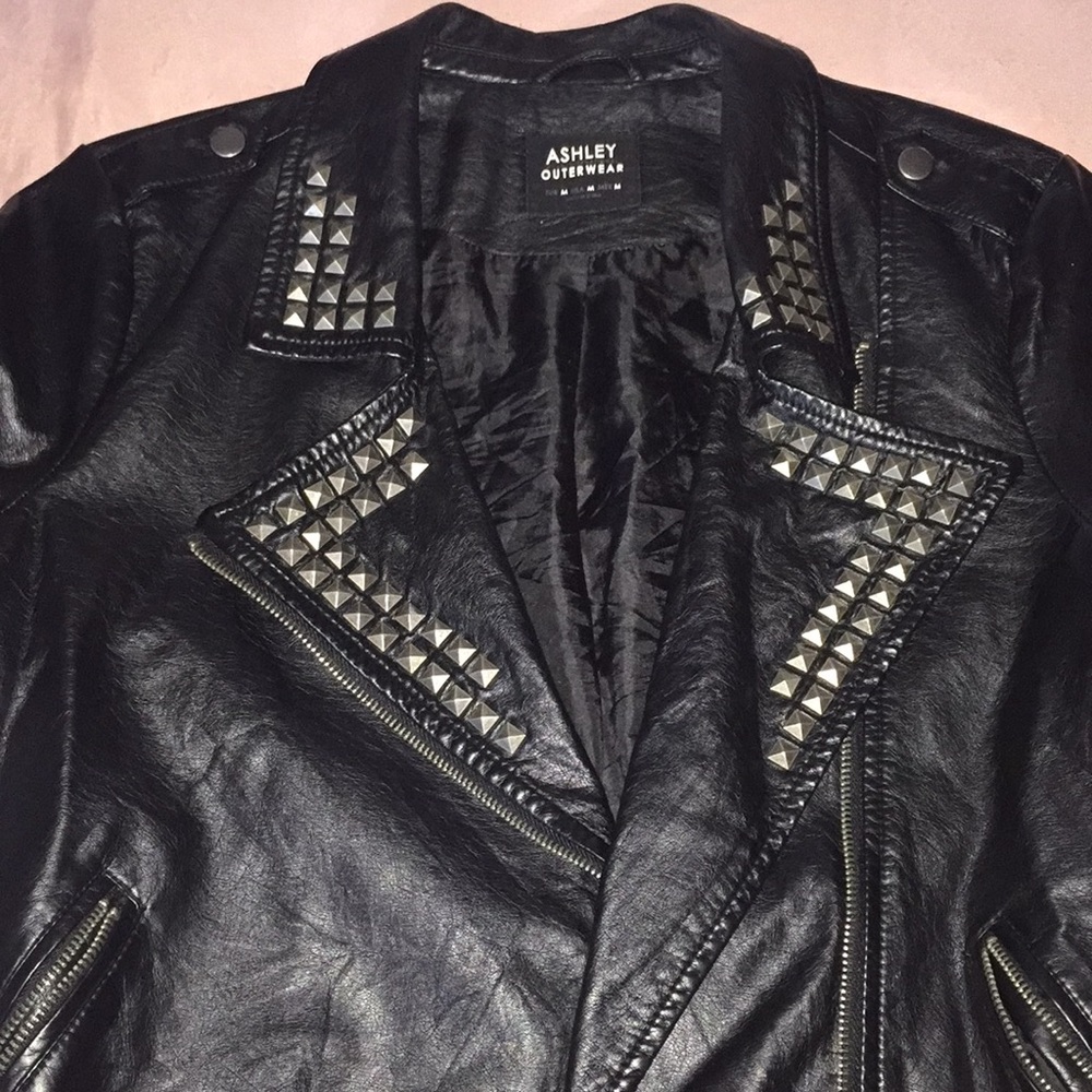 Leather jacket